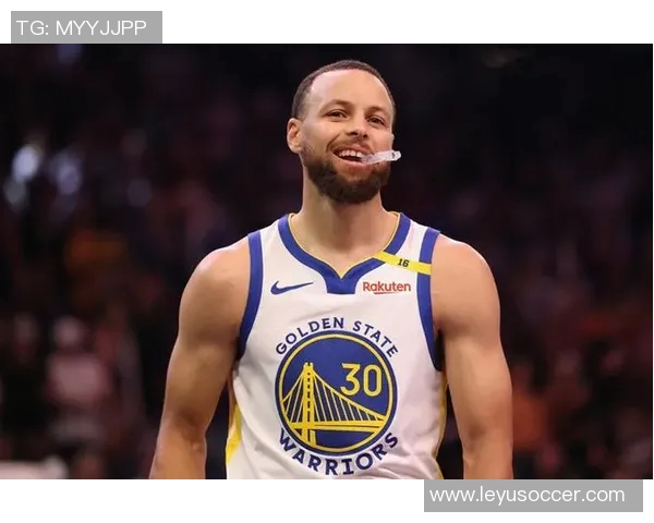 库里解读独特阵容背后的科尔战术理念球员们已习惯这种灵活打法