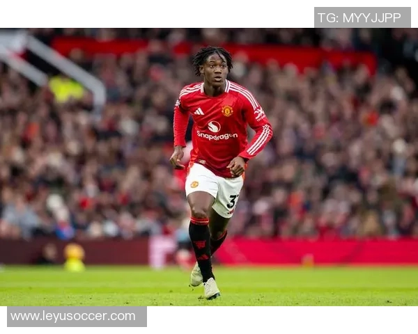 曼联公关或施压梅努点赞后取消阿莫林采访引发热议