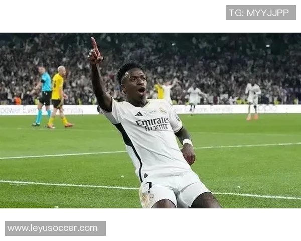 五大联赛中仅姆巴佩维尼修斯巴雷内切亚成功过人和造机会均超20次的传奇表现