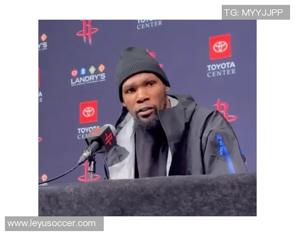 杜兰特谈申京关键表现强调学习与进步的重要性 杜兰特谈申京关键表现强调学习与进步的重要性