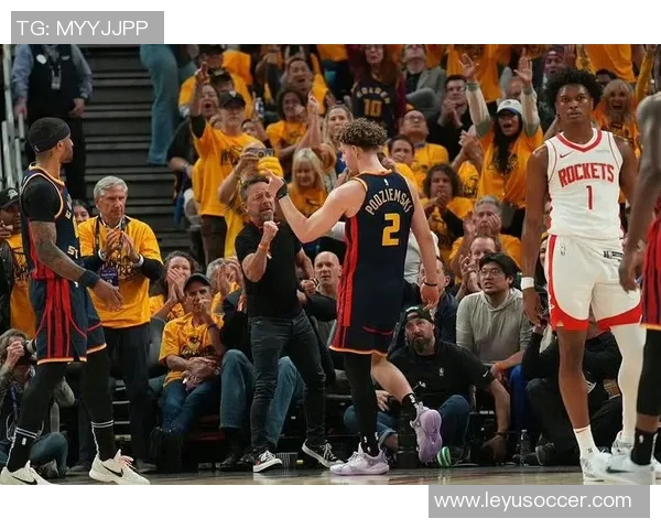 巴特勒火力全开16投10中罚球15中13独揽33分7篮板4助攻3抢断却难救球队